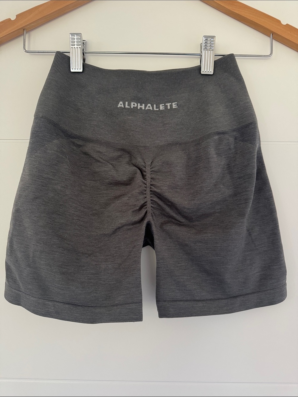 Alphalete Amplify Biker Shorts Gray Size Small